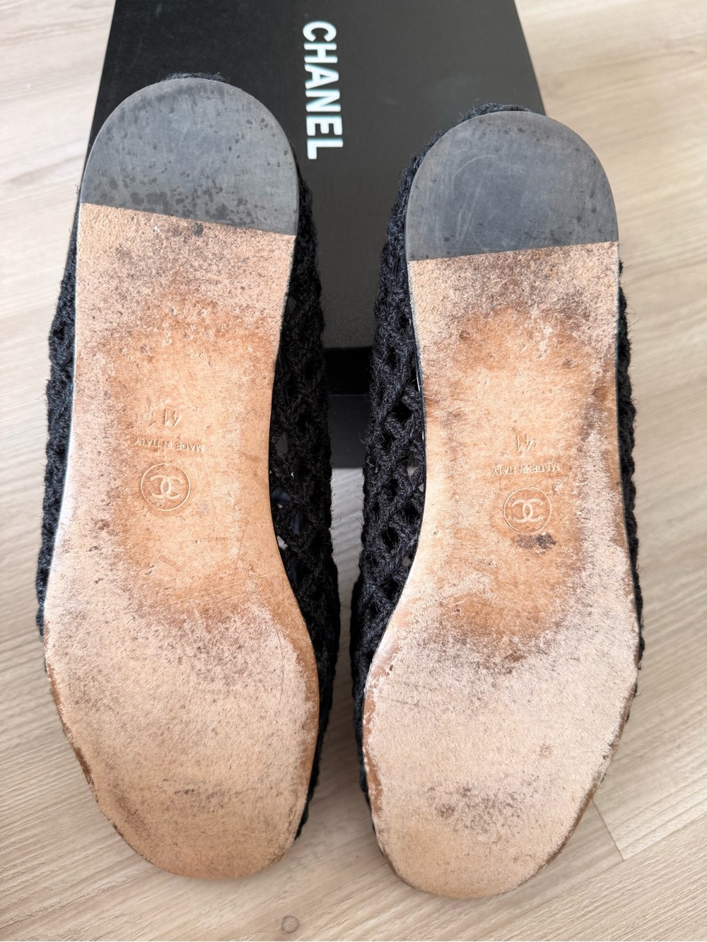 Black Loafers Box with Size 41 Label - Picture 4 of 4